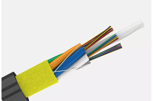 Легкий подвесной самонесущий (кабель ДОТа) до 72(6x12) волокон, МДРН 3 кН